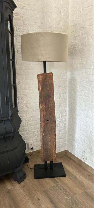 Unieke Vloerlamp Spoorbiels industrieel & fluwelen Kap beschikbaar voor biedingen