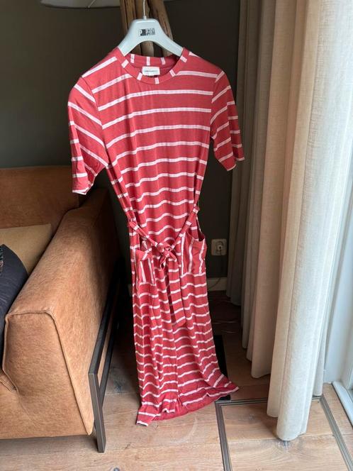 Mooie jurk van Armedangels mt 36 S, Kleding | Dames, Jurken, Zo goed als nieuw, Maat 36 (S), Roze, Onder de knie, Ophalen of Verzenden