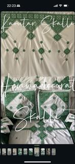 Tarz fessi groen met parels, Ophalen of Verzenden, Zo goed als nieuw, Groen, Accessoires