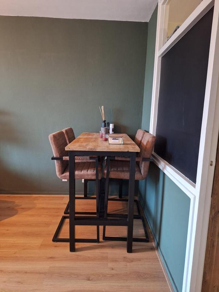 Hoge bartafel met 4 barkrukken, Huis en Inrichting, Tafels | Eettafels, Gebruikt, 100 tot 150 cm, Vier personen, Rechthoekig, Metaal