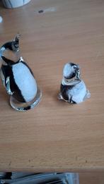 Twee glazen pinguïn beeldjes, Tuin en Terras, Tuinbeelden, Ophalen of Verzenden, Zo goed als nieuw, Overige materialen, Dierenbeeld