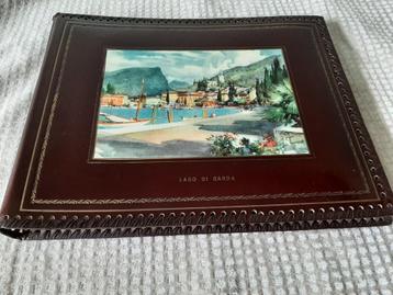 Een heel mooi vintage fotoboek. Kunstleer Lago di Garda beschikbaar voor biedingen