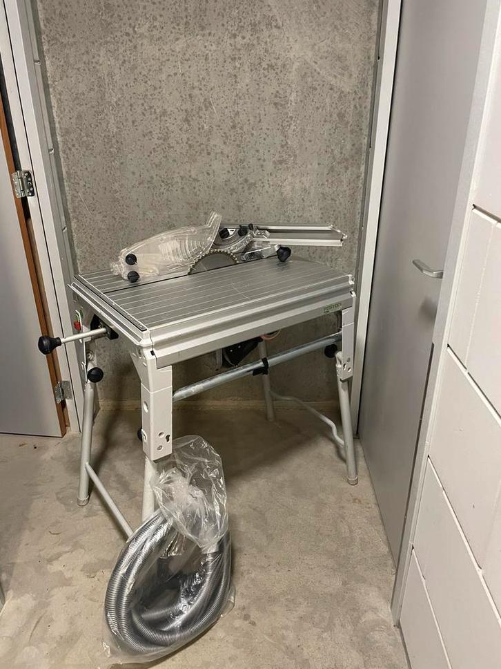 Festool CS 70 Precisio Cirkelzaag Nieuwstaat, Doe-het-zelf en Verbouw, Gereedschap | Zaagmachines, Gebruikt, Cirkelzaag, 1200 watt of meer