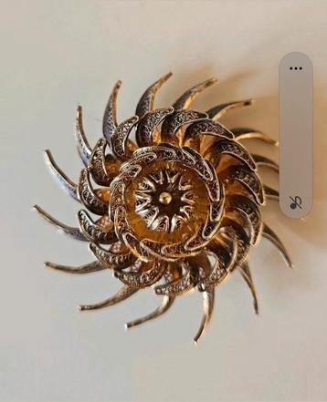 Broche zilver 925 verguld filigrain, bloem  beschikbaar voor biedingen