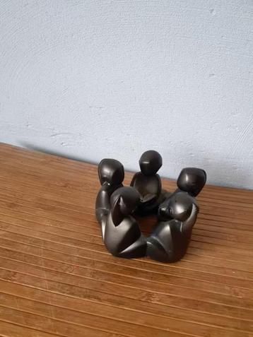 Parastone atelier beeldje emotion JONGEN LEEST VOOR beschikbaar voor biedingen