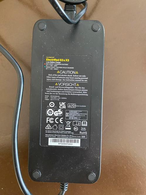 Originele VanMoof Oplader (Electrified S3 & X3) €50, Fietsen en Brommers, Fietsaccessoires | Fietsaccu's, Zo goed als nieuw, Ophalen of Verzenden