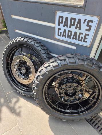 Spaakwielen set R1150 gs / NIEUW /poedercoating en banden beschikbaar voor biedingen