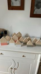 Houten huisjes. ( voor pegdolls ), Ophalen of Verzenden, Zo goed als nieuw