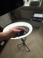 Ringlamp met telefoonhouder, Ophalen of Verzenden, Gebruikt, Lamp of Flitsset