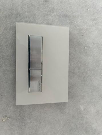 Geberit wc toilet bedieningpaneel glas drukknop 5x  beschikbaar voor biedingen