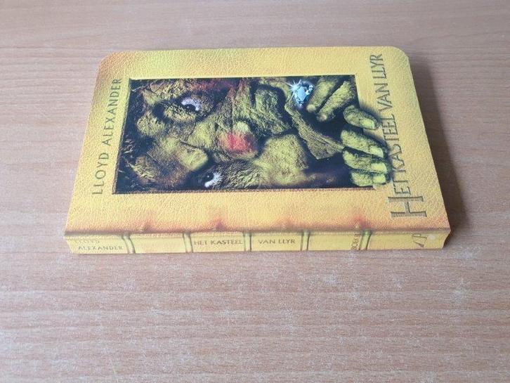 4x Lloyd Alexander: Straatkatten, Lukas-Kasha, 2x Taran, Boeken, Fantasy, Gelezen, Ophalen of Verzenden