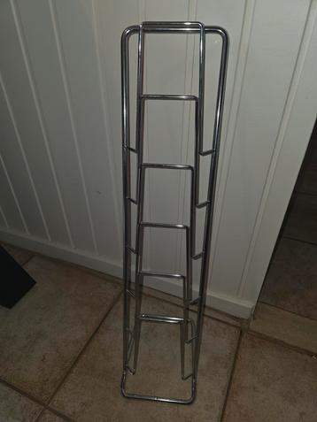 Metalen Tijdschriften Rek beschikbaar voor biedingen