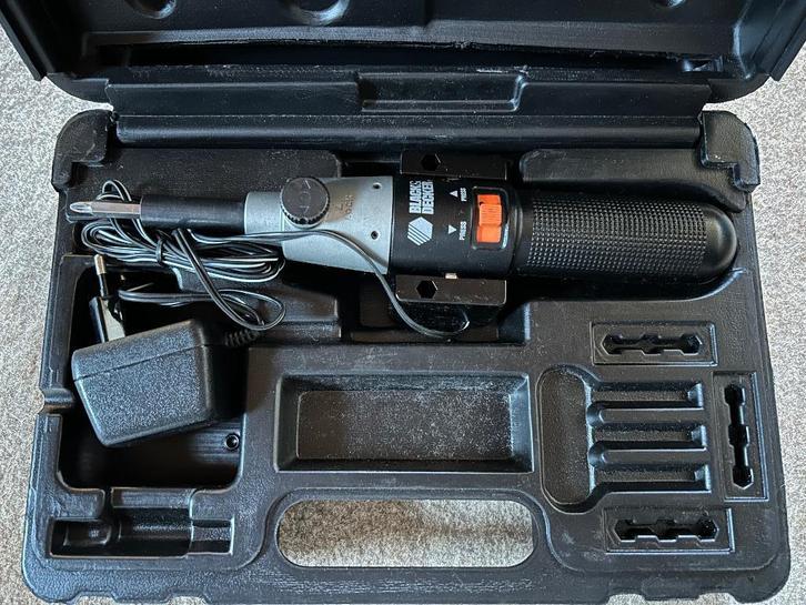 Accuschroefmachine Black & Decker, Doe-het-zelf en Verbouw, Gereedschap | Boormachines, Gebruikt, Overige typen, Ophalen