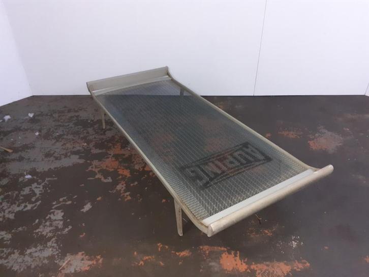 Auping daybed, Huis en Inrichting, Banken | Sofa's en Chaises Longues, Gebruikt, Eenpersoons, 150 tot 200 cm, 75 tot 100 cm, Metaal