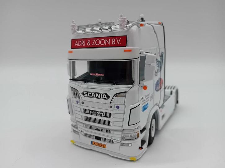 WSI SCANIA S HIGHLINE - ADRI & ZOON, Hobby en Vrije tijd, Modelauto's | 1:50, Nieuw, Bus of Vrachtwagen, Wsi, Ophalen of Verzenden