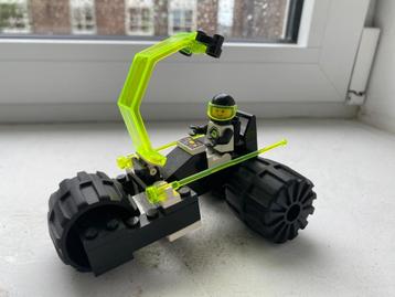 Tri-Wheeled Tyrax Lego Blacktron II beschikbaar voor biedingen
