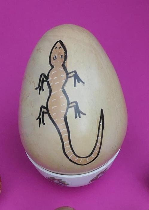 16 cm groot sierei, Antiek en Kunst, Curiosa en Brocante, Ophalen of Verzenden