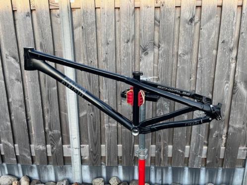 RADON SLUSH DIRT BIKE Dirt jumper Frame size L, Fietsen en Brommers, Fietsen | Mountainbikes en ATB, Gebruikt, Overige merken