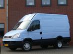 Iveco Daily 50C18V 300 H2 L1 VANGMUIL 5200KG Trekgewicht Luc, Achterwielaandrijving, Gebruikt, 4 cilinders, Origineel Nederlands