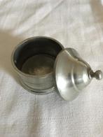 Oud opbergbakje met merkteken( Pewter in voet), Ophalen of Verzenden