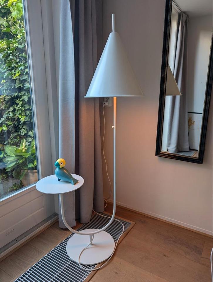 Designlamp Uniek exemplaar (gubi, Vitra, flos, artemide), Huis en Inrichting, Lampen | Vloerlampen, Zo goed als nieuw, Ophalen