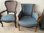 Twee stijlvolle houten stoelen met blauwe bekleding als set, Ophalen, Hout, Gebruikt, Twee