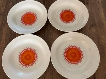 Vintage Borden/Servies Borden Set beschikbaar voor biedingen
