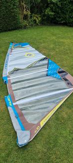 NorthSails Curve 4.7 zeil met mast en giek, Watersport en Boten, Windsurfen, Ophalen, Gebruikt, Complete set, Minder dan 5 m²