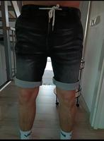 Korte broek zwart, Maat 48/50 (M), Zwart, Ophalen of Verzenden, Zo goed als nieuw