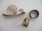 Verzilverde serviettenhouder en -ringen, vintage, Antiek en Kunst, Verzenden, Zilver