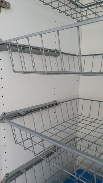 Ikea draadmand met rail, voor kast van 100cm breed beschikbaar voor biedingen