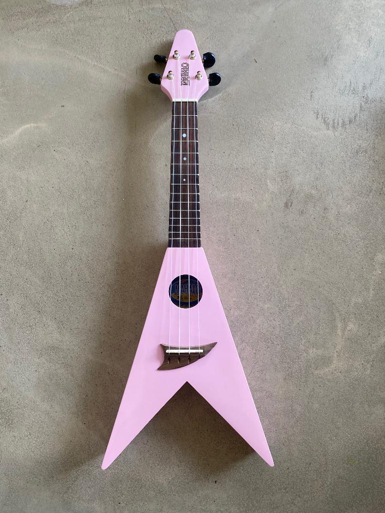 Roze Flying V Ukelele  van Mahalo, Muziek en Instrumenten, Ophalen of Verzenden, Zo goed als nieuw, Overige typen