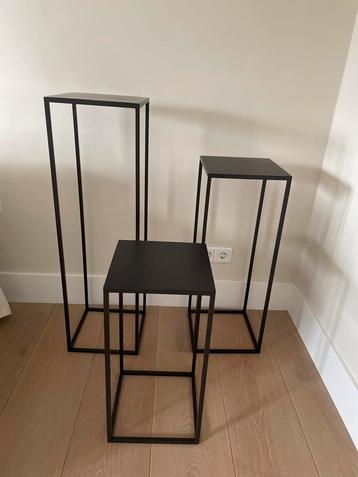 Set van 3 zuilen/donkerbruin/metaal beschikbaar voor biedingen