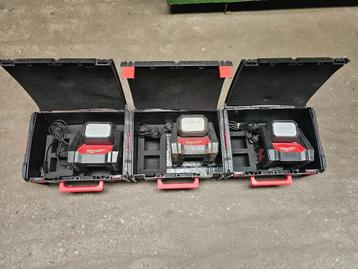 	Milwaukee M18 HOAL ledlamp verlichting bouwlamp beschikbaar voor biedingen