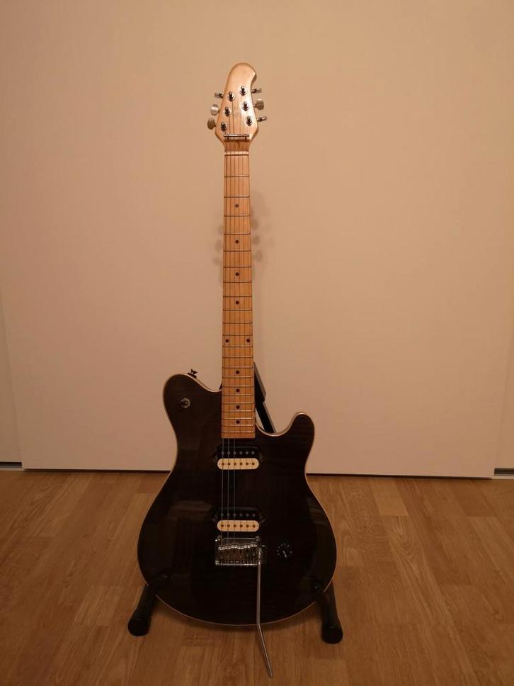 Alden Ibanez Jay Turser Ibanez bass gitaren €150,=, Muziek en Instrumenten, Snaarinstrumenten | Gitaren | Elektrisch, Gebruikt