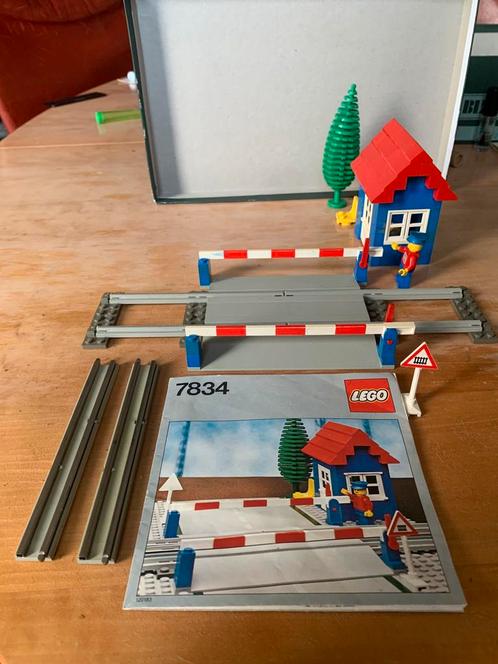 LEGO Spoorwegovergang - Set 7834, Kinderen en Baby's, Speelgoed | Duplo en Lego, Gebruikt, Ophalen of Verzenden