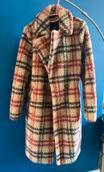 Fluffy geruite winterjas maat XS, Ophalen of Verzenden, Gedragen, Maat 34 (XS) of kleiner, Bruin