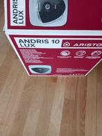 keuken boiler nieuw   met bon erbij, Doe-het-zelf en Verbouw, Geisers en Boilers, Ophalen, Gebruikt, Boiler, Minder dan 3 jaar oud