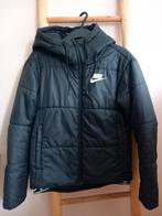 NIKE jas maat xs met capuchon., Kinderen en Baby's, Gebruikt, Ophalen of Verzenden, Jas