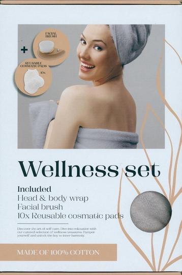 WELLNESS SET HEAD & BODY WRAP, FACIAL BRUSH, REUSABLE PADS beschikbaar voor biedingen