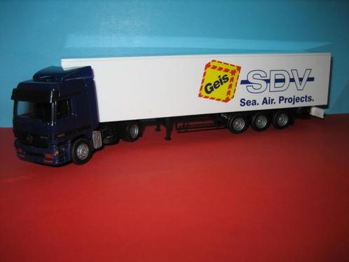 Geis-SDV  MERCEDES 1843  AWM, Hobby en Vrije tijd, Modelauto's | 1:87, Zo goed als nieuw, Bus of Vrachtwagen, AWM, Ophalen of Verzenden