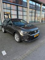 Volkswagen T-Roc 1.5 TSI 150pk 7-DSG 2019 Bruin, 1498 cc, Zwart, 4 cilinders, Bruin