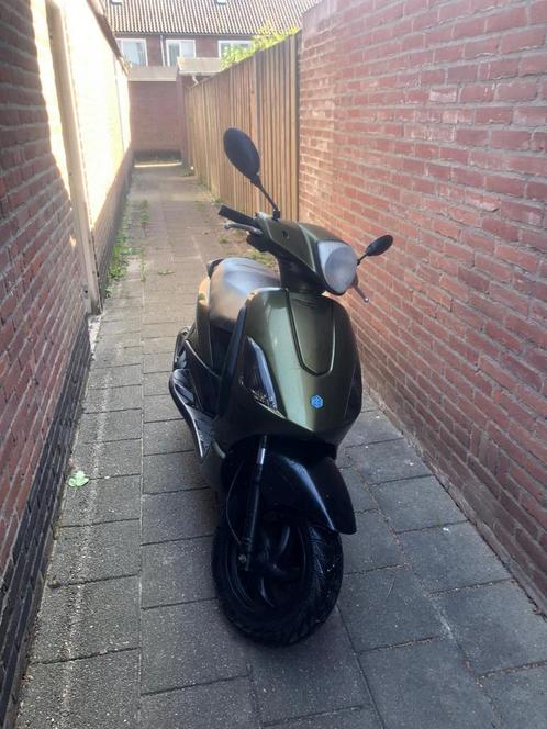 Piaggio Fly, Fietsen en Brommers, Scooters | Piaggio, Gebruikt, Fly, Ophalen