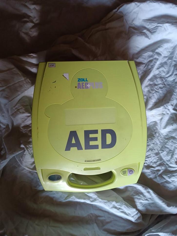 Zoll AED+ Defibrillator, Diversen, Verpleegmiddelen, Ophalen of Verzenden