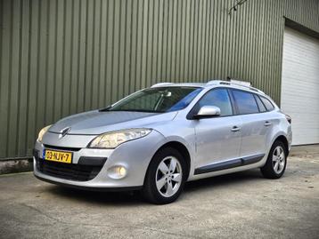 Renault Mégane 1.4 TCE Estate 2010 | LM velgen | Bluetooth beschikbaar voor biedingen