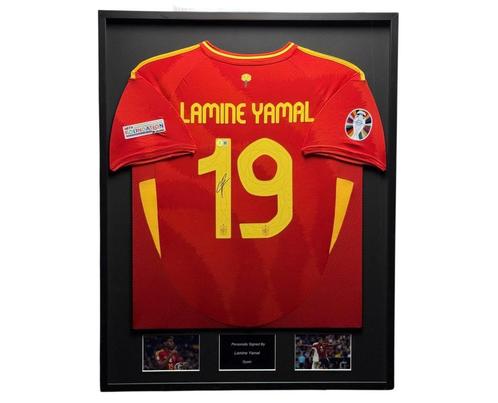 Lamine Yamal Spanje 2024 gesigneerd ingelijst thuis shirt, Verzamelen, Sportartikelen en Voetbal, Nieuw, Shirt, Buitenlandse clubs