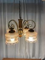Sfeervolle oude hanglamp met 4 glazen kappen, Huis en Inrichting, Lampen | Hanglampen, Ophalen of Verzenden