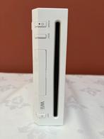 Nintendo Wii met 2 Controllers en Stuurwiel en mario spel, Spelcomputers en Games, Spelcomputers | Nintendo Wii, Ophalen of Verzenden
