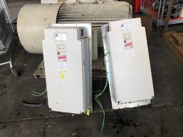 tk:2 x KEB Combivert F5 28EBU-Y10H 256kVA 200kW 400V 304A  beschikbaar voor biedingen