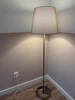 Zo goed als nieuwe mooie vloerlamp. Ikea Nyfors, Huis en Inrichting, Lampen | Vloerlampen, Ophalen, Zo goed als nieuw